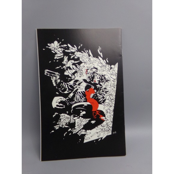 Frank Miller Sin City The Babe Wore Red and Other Stories Comic Graphic Novel - Picture 2 of 3